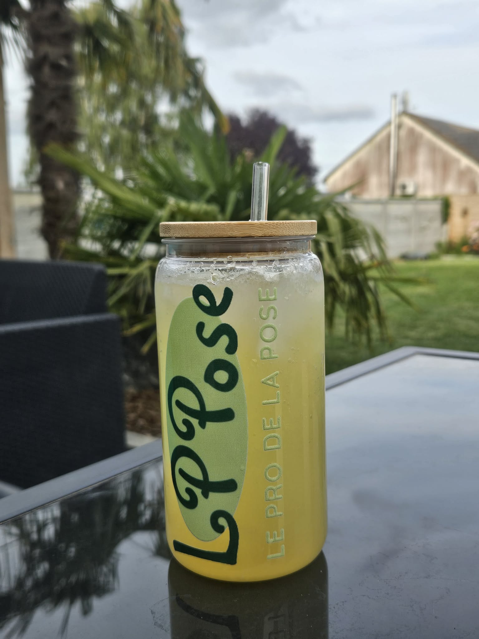 Gobelet avec paille personnalisé